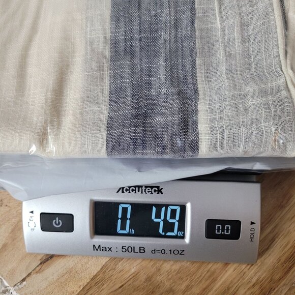 NWT Banana Republic Beige & Navy Plaid Fringe Scarf - Picture 14 of 14